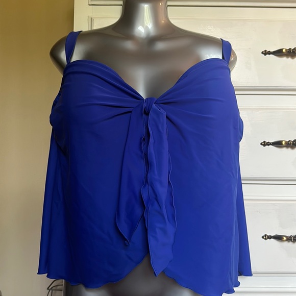 Tankini - Picture 1 of 4